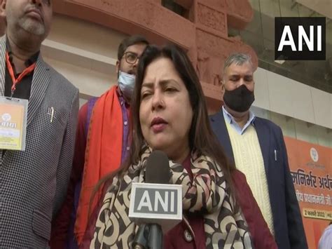 Meenakshi Lekhi Slams Cong Over Punjab Leadership Tussle Compares