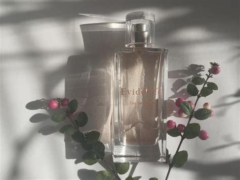 Comme Une Evidence L Eau De Parfum Yves Rocher Parfum Een Geur Voor