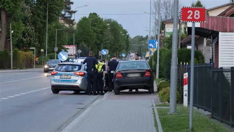 Pościg policyjny na ścieżce zdrowia w Limanowej Limanowa in