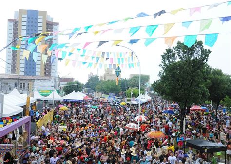 Confira a programação completa do Pingo da Mei Dia William Robson