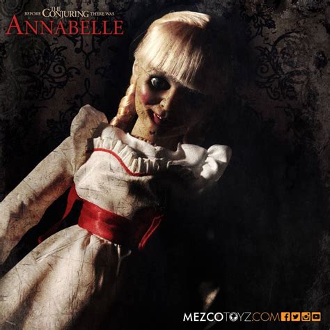 The Conjuring: Annabelle 18 inch Prop Replica Doll - Fans