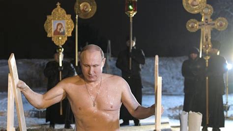 Vladimir Poutine Prend Un Bain Gel Lors D Une F Te Orthodoxe