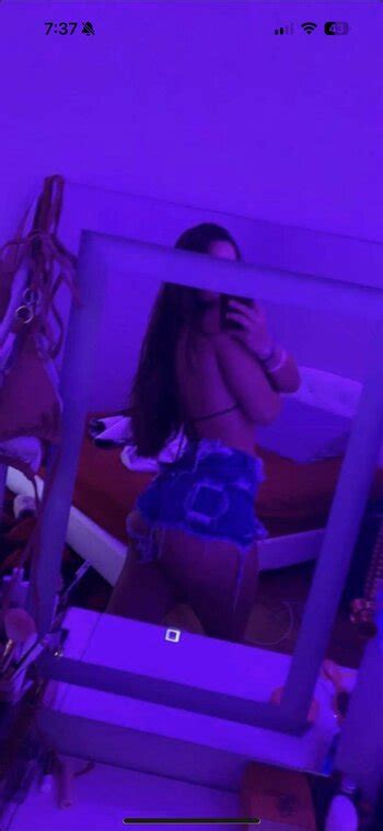 Maya Jakubowski Nude Leaks TheFappening