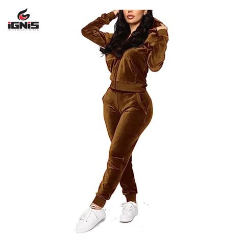 Velvet Tracksuit For Women 2023 Custom Logo Velour Sweatsuit Sweat