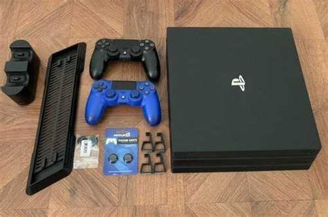 Sony Playstation 4 Pro 1Tb CUH 7008B | Festima.Ru - Мониторинг объявлений