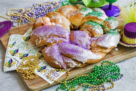 Mardi Gras King Cake recipe | Barbara Bakes