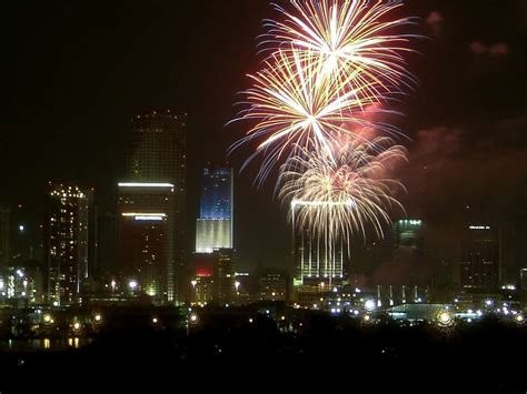 July 4th fireworks displays & events in Miami-Dade - South Florida on the Cheap