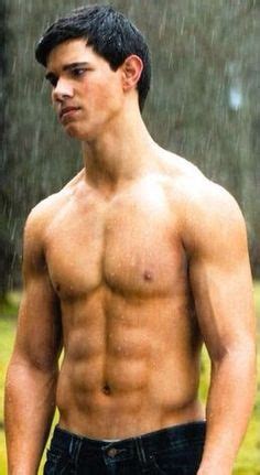 Shirtless In The Rain Hot Guys