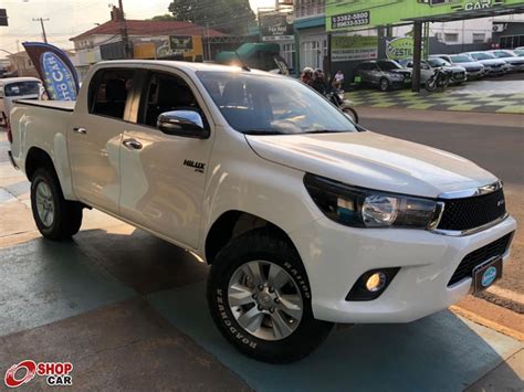 TOYOTA Hilux SRV Branca 2017 Campo Grande 1342837 SHOPCAR