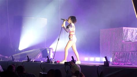 Charli Xcx Boom Clap Cultura Inglesa Festival Youtube