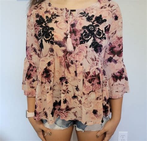 Coco Jaimeson Womens Pink Flower Sheer Bell Sleeve… Gem