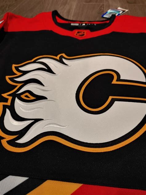 Calgary Flames Matthew Tkachuk Reverse Retro 20 Jersey Bnwt