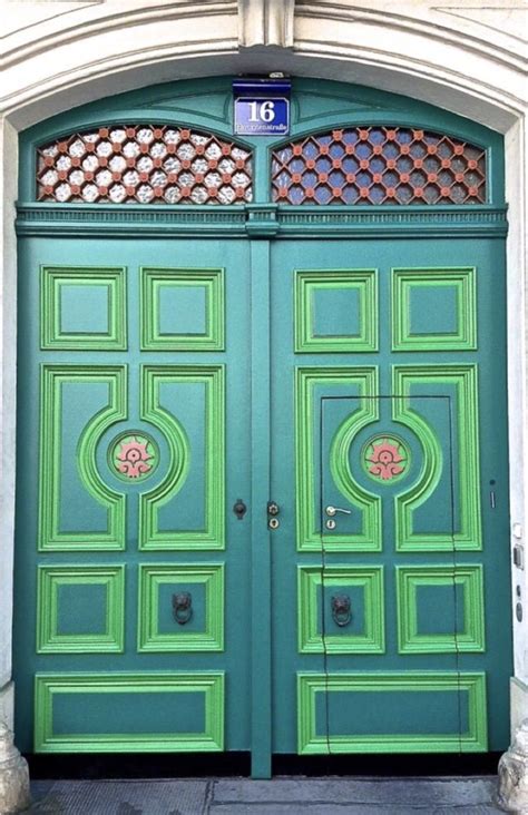 Pin by İSİMSİZ on KAPILAR VE Unique doors Beautiful doors