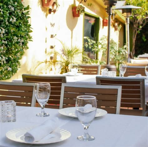 Tarzana – Traktir Restaurant Sites