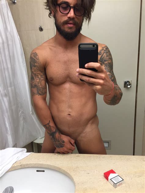 DANIEL OSVALDO DESNUDO SOCCER PLAYER DANIEL OSVALDO NUDE PICS TOO