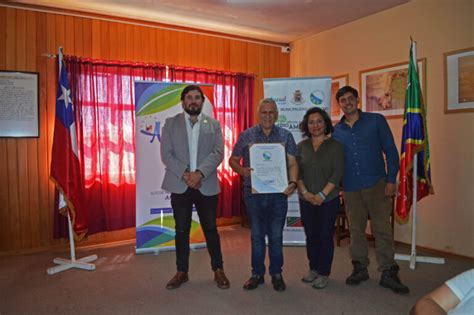 Seremi del Medio Ambiente entrega certificación ambiental en nivel