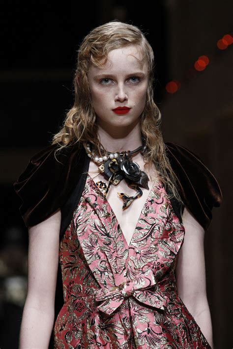 Statement Earrings Top the List of the Most Memorable Jewelry of 2016