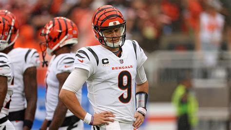 Joe Burrow Injury Update Bengals Qb Ruled Out For Season After Tearing