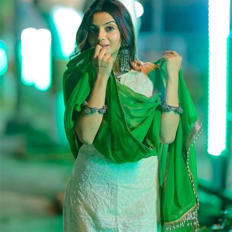aryanshi sharma ataryanshiiiiii snapchat stories spotlight lenses
