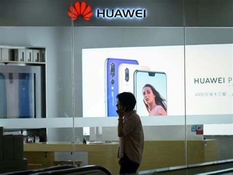 U S Urges Allies To Avoid Chinese Huawei Due To Security Risks