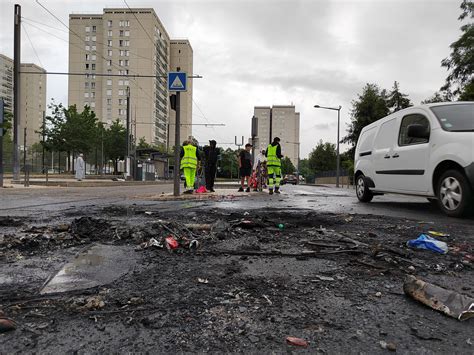 Mort de Nahel deux nuits sous haute tension à Vénissieux Expressions