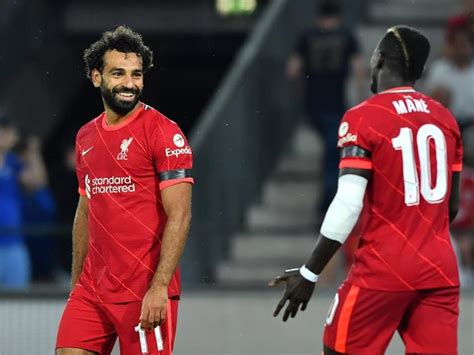 محمد صلاح يوجه رسالة إلى ساديو ماني بعد الرحيل عن ليفربول بطولات