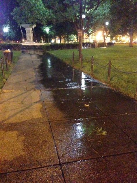 Dupont Circle Fountain Remains a Mess - PoPville