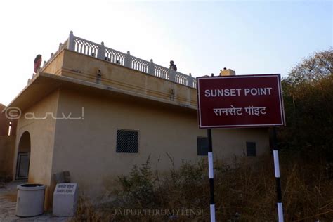 Where To Watch A Sunset In Jaipur? Nahargarh Fort Sunset Guide ...