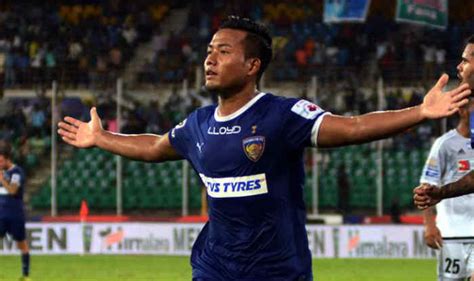 Jeje Lalpekhlua honoured as India’s best footballer of 2016 by AIFF | India.com