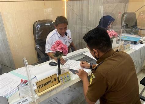 Sidang Tindak Pidana Korupsi Kejaksaan Negeri Kabupaten Cirebon