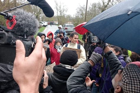 Autoroute A69 Greta Thunberg Sur Place Les Forces De L Ordre Entrent