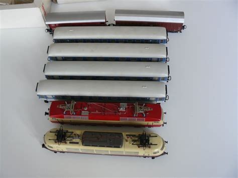 Märklin H0 3153 4 3657 1 Tenderlokomotive 8 BR 120 103 und 4