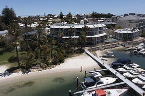 Pier 21 Apartment Hotel Fremantle, North Fremantle, Australia - Lowest ...