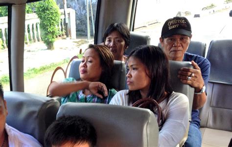 Mary Jane Veloso's family on their way to Nusakambangan or prison ...