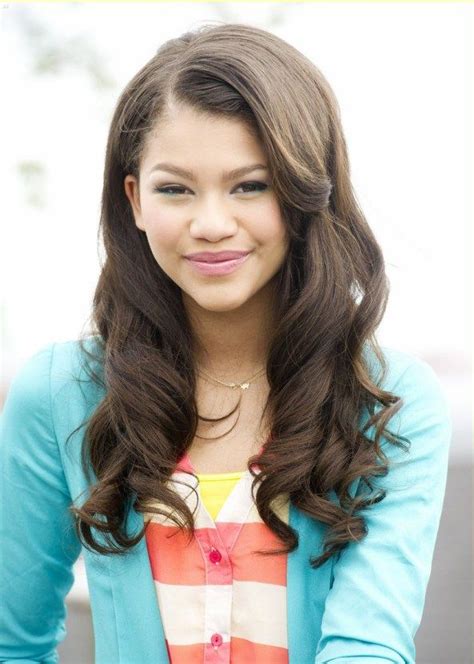 Disney Star Zendaya To Portray Singer Aaliyah In Lifetime Biopic | Next TV