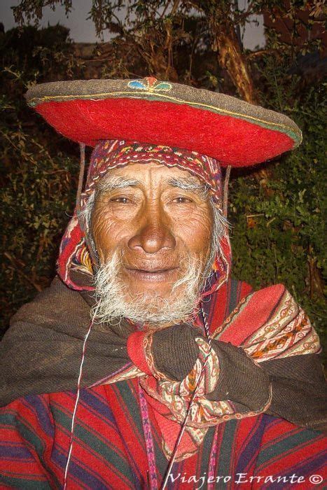 Pueblo de Chinchero en Perú La tierra del arcoíris Viajero Errante