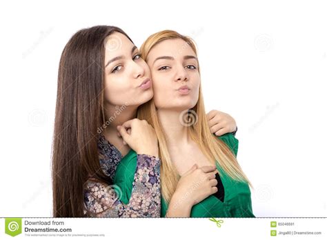Grappig Hartelijk Tiener Vriend Blonde Twee En Brunette Stock Afbeelding Image Of Liefde Mooi