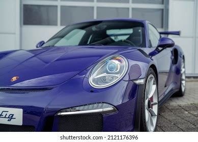 222 Purple Porsche Images, Stock Photos & Vectors | Shutterstock