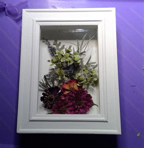 Dried Flowers In A Picture Frame Floral Frame Etsy Dried Flowers Picture Frames Flowers