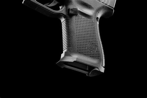 Strike Industries - GEN5 Magwell for Glock 19/23 Gen5 - SI-G5-MAGWELL ...