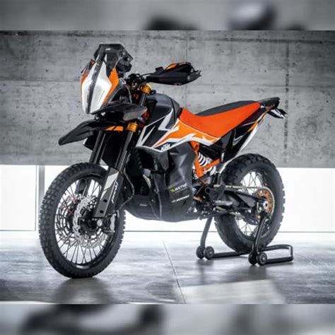 Ktm 790 Duke And Ktm 790 Adventure R Prototype Showcased At Eicma 2017