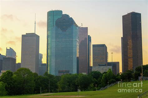 Sunrise Over The Houston, Texas Skyline Photograph by D Tao - Fine Art ...