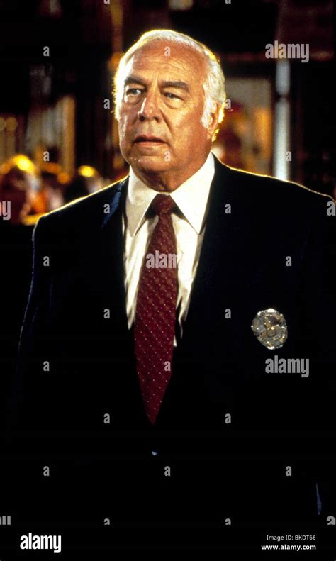NAKED GUN 33 1 3 1994 GEORGE KENNEDY NG3 004 Stock Photo Alamy