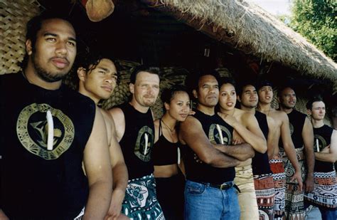 Te Vaka Official Te Vaka Website South Pacific Fusion World Beat