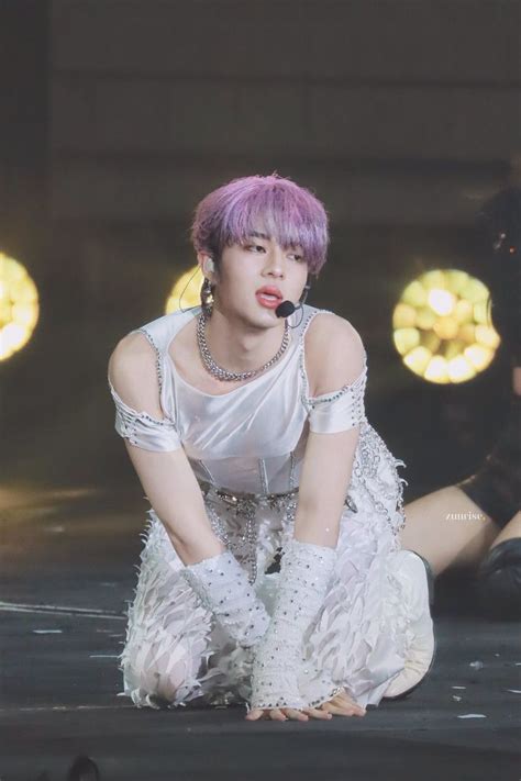 Nunew Chawarin Cute Gay Couples Asian Celebrities Cute Gay