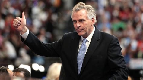 Va Gov Terry Mcauliffe Restores Voting Rights Of Felons Abc News