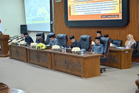 Dua Ranperda Ditetapkan Menjadi Perda Pada Rapat Paripurna Tk Ii Dprd