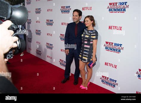 Paul Rudd And Amy Poehler Attend The Premiere Of Netflix S New Original Series Wet Hot