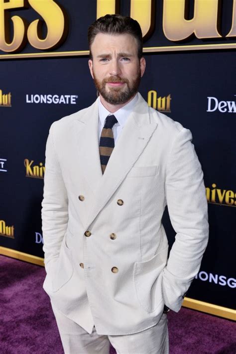 Chris Evans Accidentally Posts Nude Photo Gets Support From Mark Ruffalo And The Internet