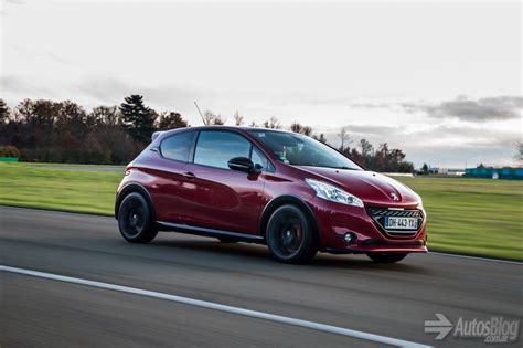 Galer A De Fotos Del Peugeot Gti Th Autodato